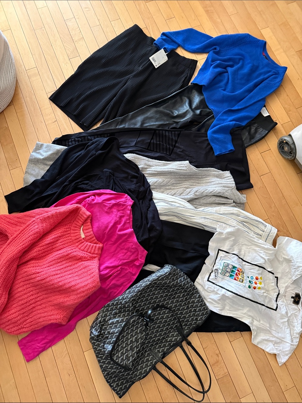 Women’s M bundle